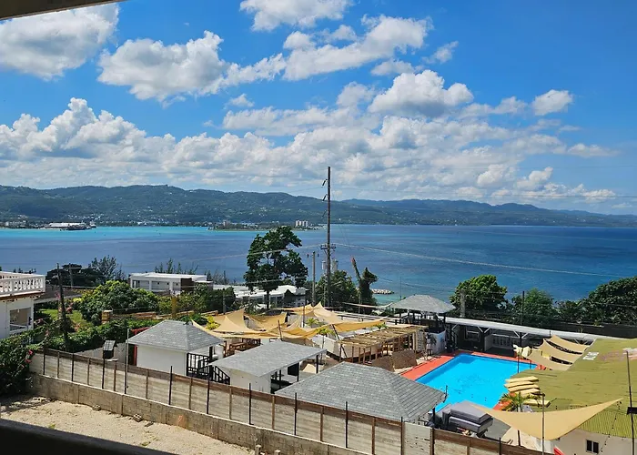Appartement Oceanview At Montego Gardens
