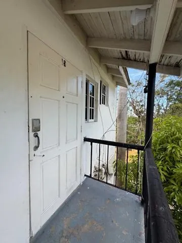 Appartement Oceanview At Montego Gardens